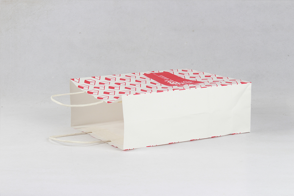 XXBY時(shí)尚服裝牛皮紙袋定制 XXBY時(shí)尚服裝牛皮紙袋定制