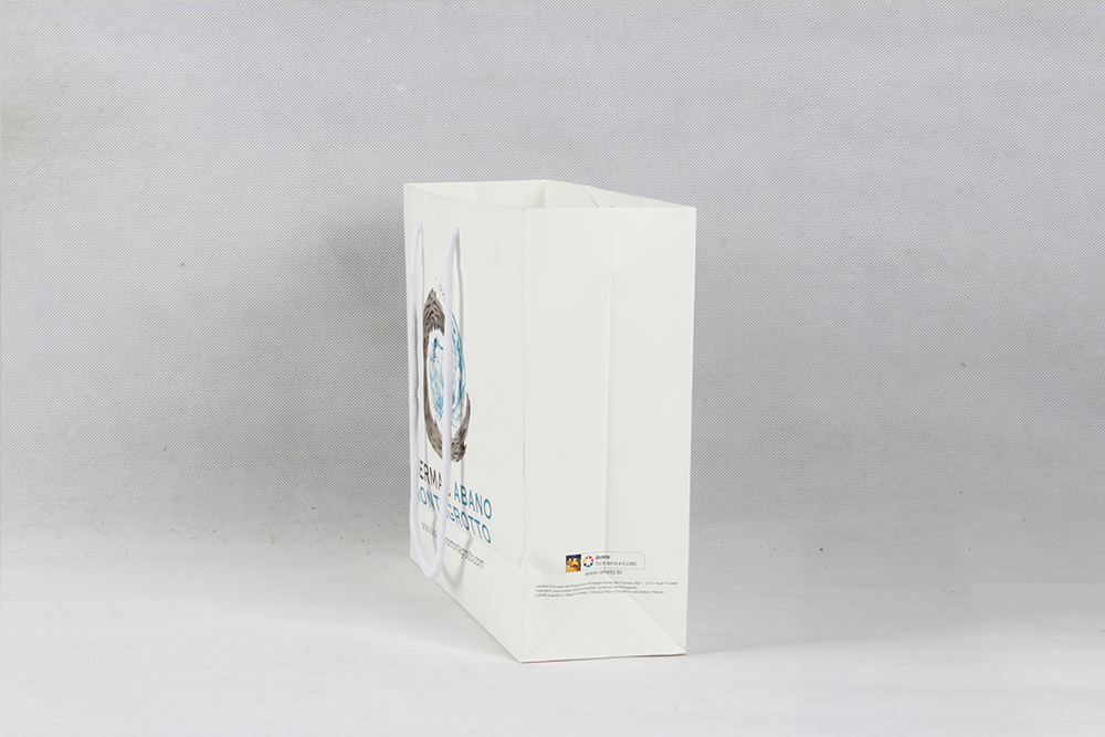 高檔覆膜白卡紙袋 THERMAE 高檔覆膜白卡紙袋 THERMAE